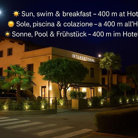 International Rooms & Apartments Сірміоне Екстер'єр фото